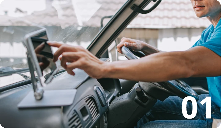 ヒアリングする女性
